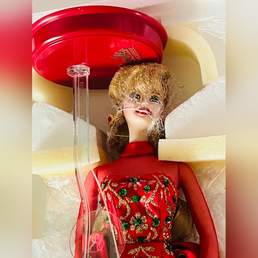 Vintage holiday gift holiday porcelain Barbie collection Barbie limited edition - Picture 8 of 14